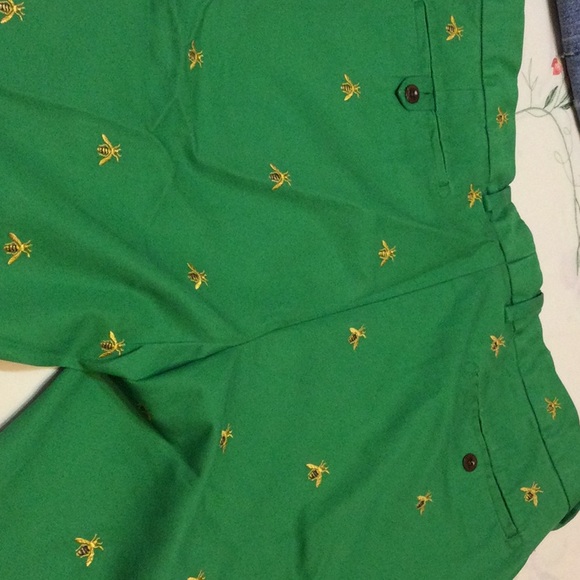 Shorts - Picture 4 of 5